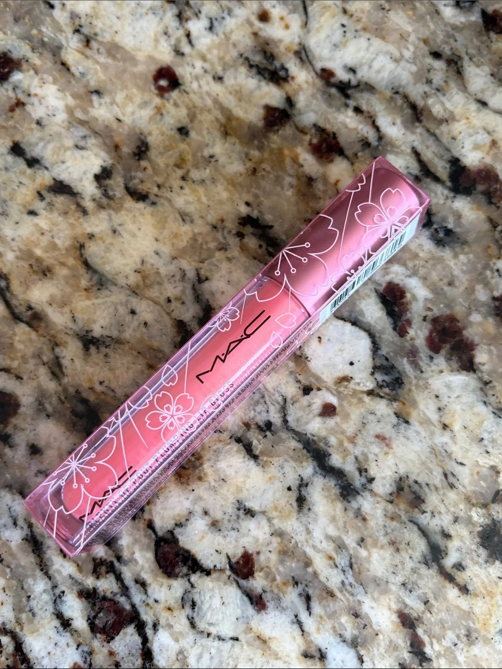 ⚡️🖤MAC Cosmetics Ephemeral Nature Plumping Pout Lip Gloss